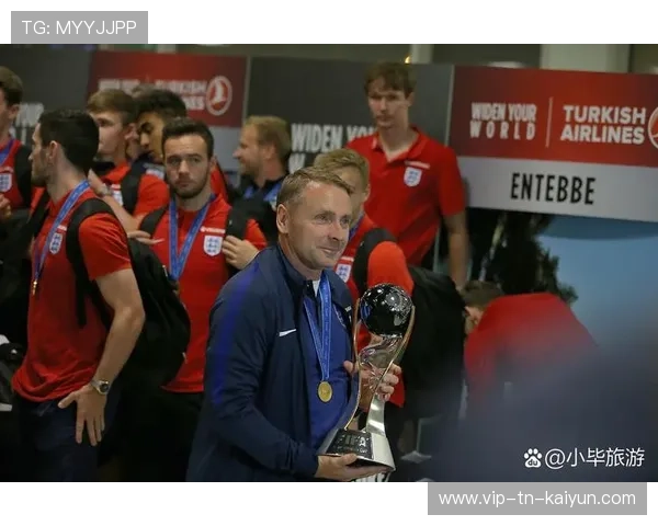 欧洲杯媒体采访：主帅如何看待球队表现？，欧洲杯专家分析