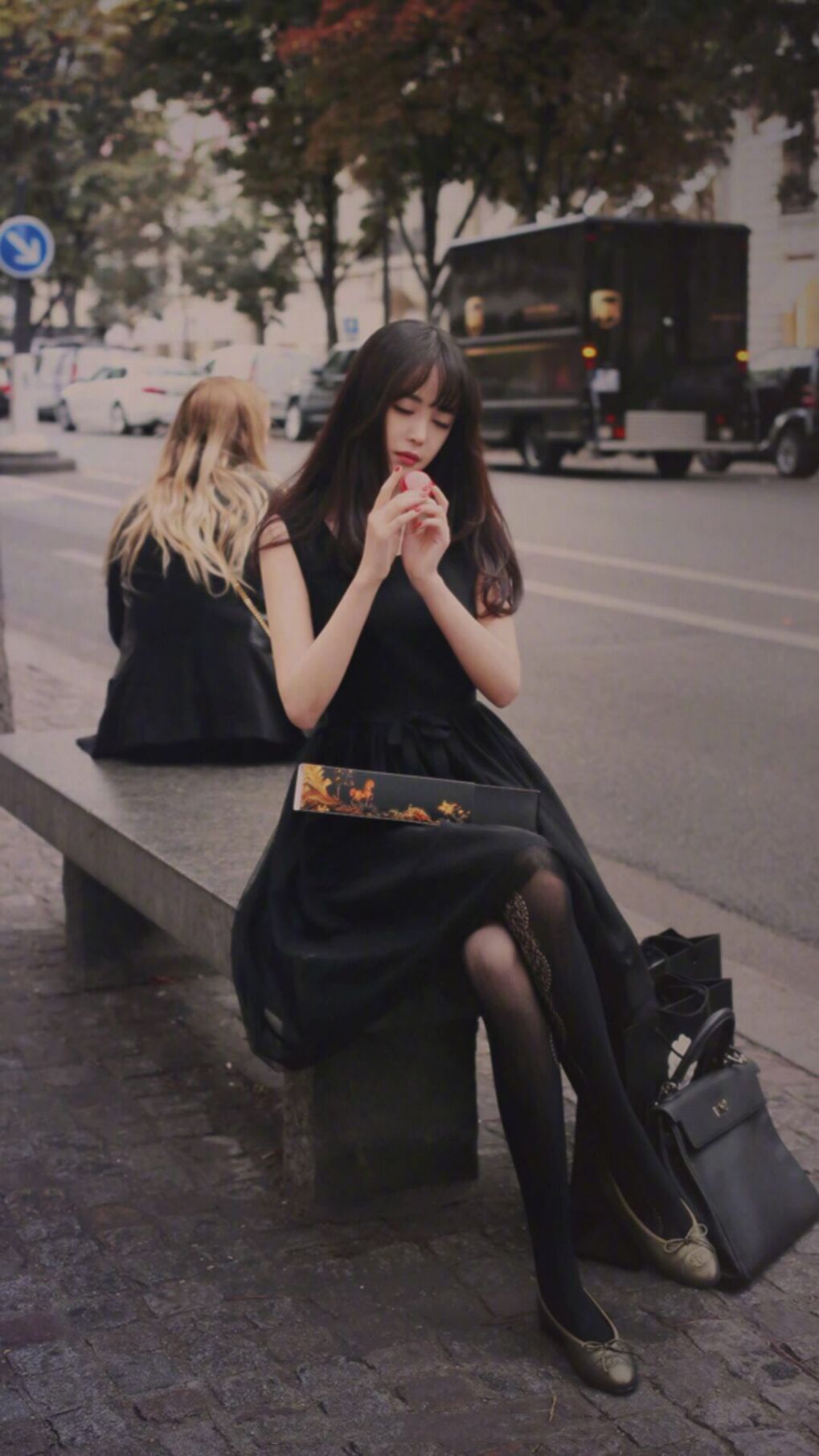 开云体育网站-巴萨配合默契打出标志性控球风格，巴萨的配合