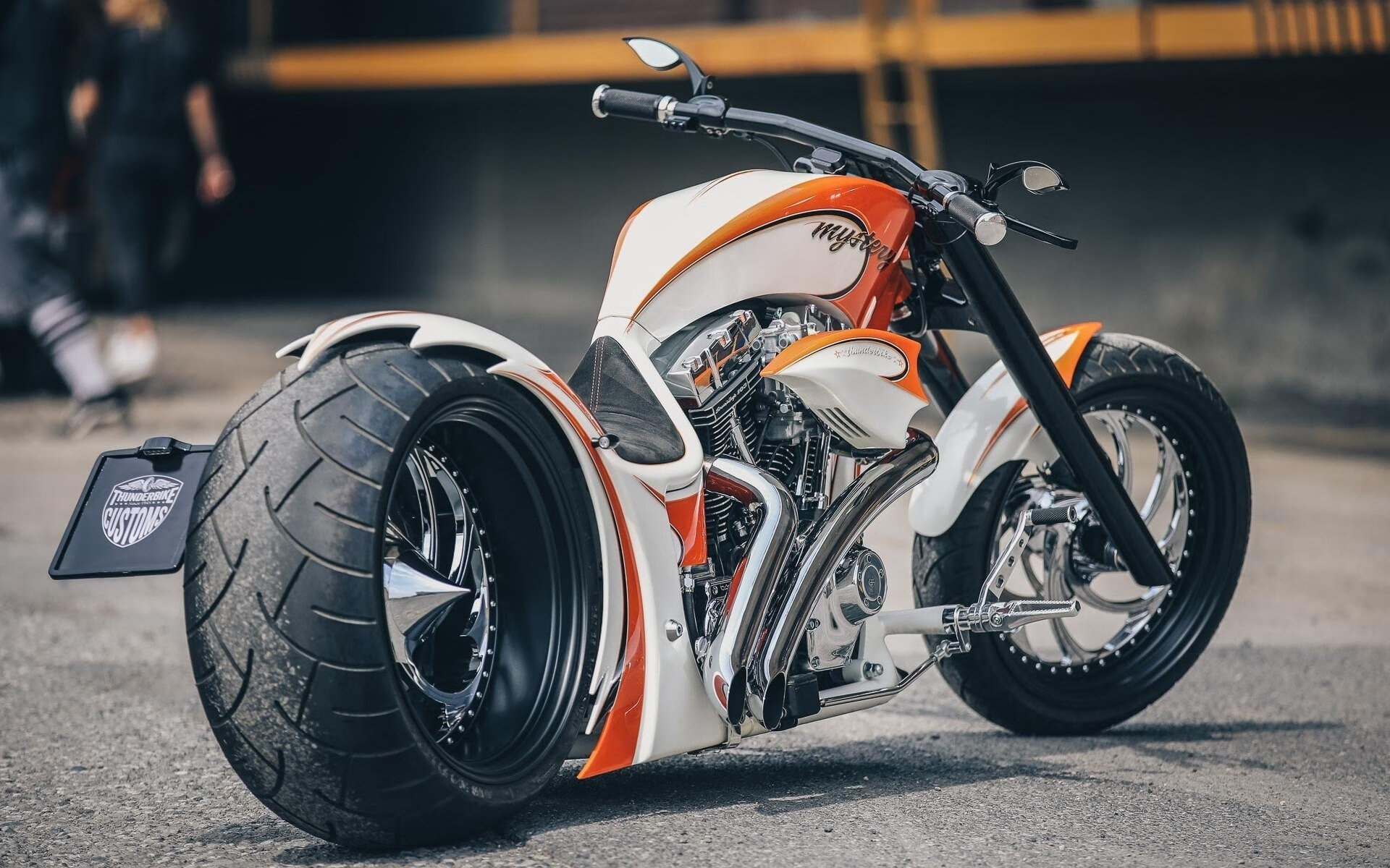 “马科斯·莫奇的防守技巧与战术适应力，助力阿根廷美洲狮队全面崛起”