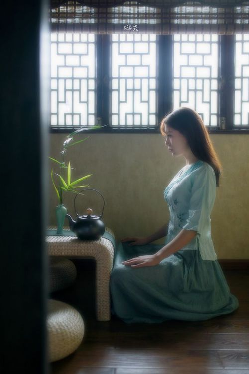 球员伤病潮来袭,俱乐部应对压力大,球员伤病有工资吗